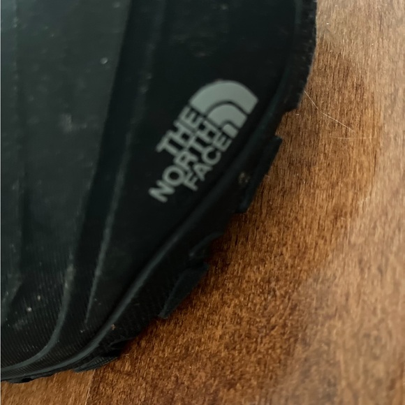 The North Face winter boots - Picture 2 of 5